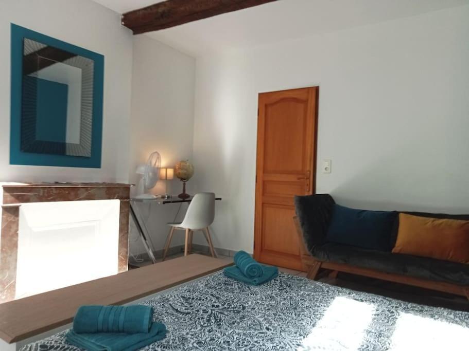 Perle Rare F1 De 43 M Quartier Historique. Apartment